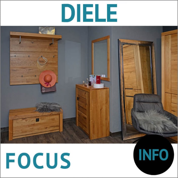 Garderobenmöbel FOCUS, Wandgarderobe mit Hutablage, Schuhschrank, Spiegel, Bank, Ureiche massiv geölt, Hirnholzapplikation, Griff: Rohstahl, Lisenen eckig, 40 mm