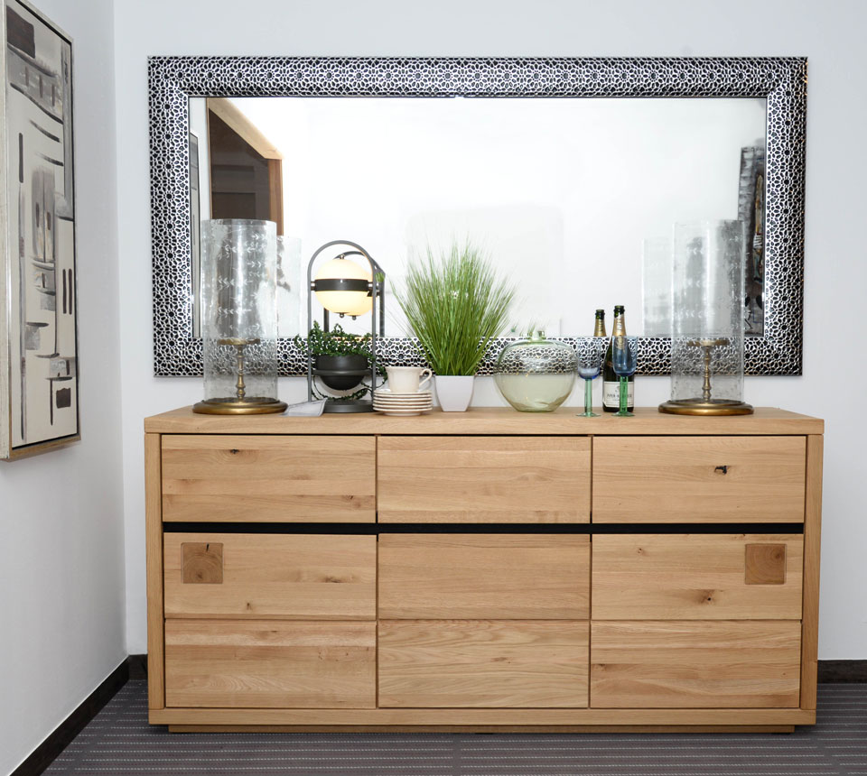 Wohnzimmerschränke BREGENZ Sideboard, Kernbuche mit Hirnholzapplikation Wohnzimmerschränke BREGENZ Sideboard, Kernbuche mit Hirnholzapplikation