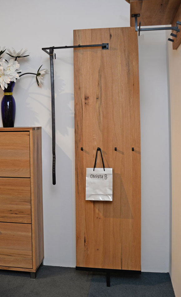 Garderobe ROCK IT, Paneel aus Balkeneiche massiv Garderobe ROCK IT, Paneel aus Balkeneiche massiv