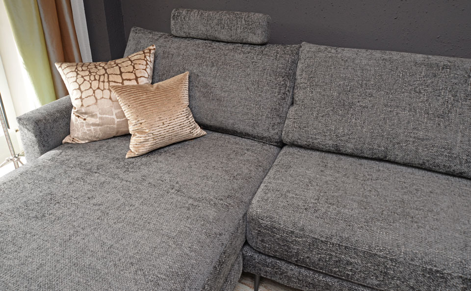 Sofa STELLA, drehbarer Sitz wird zum Longchair Sofa STELLA, drehbarer Sitz wird zum Longchair