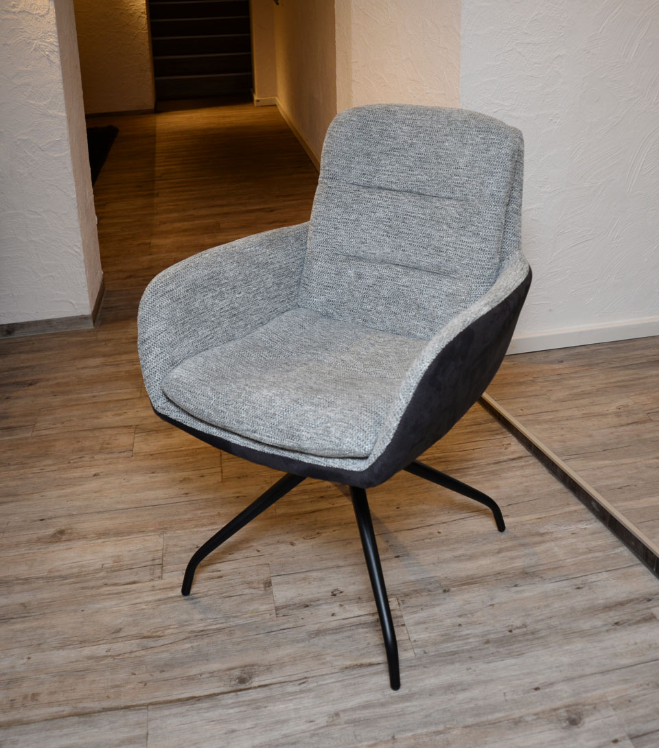 Stuhl DUKE 3, silver grey, mit Armlehnen, drehbar, innen und außen unterschiedlich bezogen