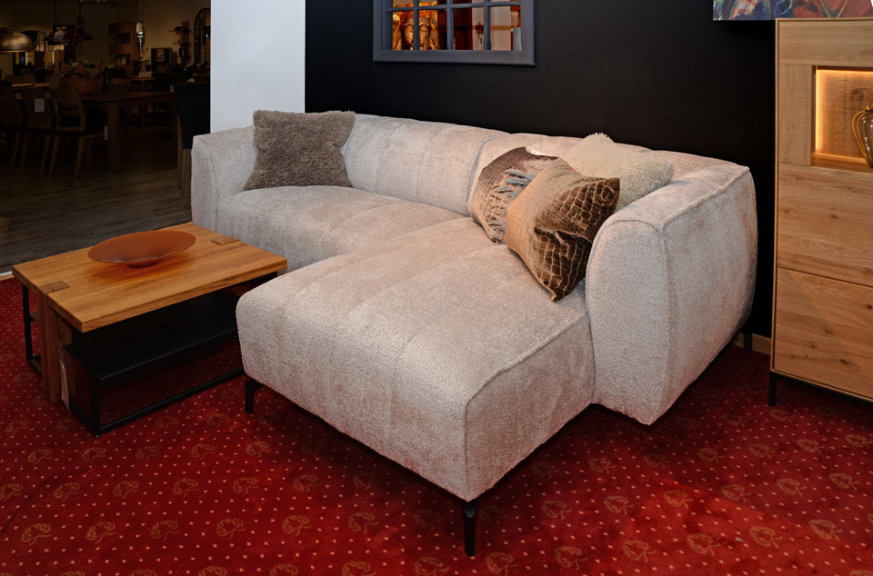 Sofa KATLIN mit kuscheligem Bezug, 2-sitzig mit Longchair Sofa KATLIN mit kuscheligem Bezug, 2-sitzig mit Longchair