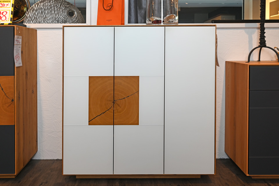 Garderobe KEMPTEN, Schuhschrank, Wildeiche, Glas weiß,