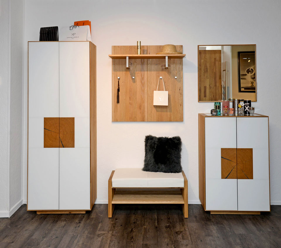 Garderobe KEMPTEN, Wildeiche, Glas weiß, Dielenschrank, Bank, Garderobenelement, Spiegel, Sammlerschrank Garderobe KEMPTEN, Wildeiche, Glas weiß, Dielenschrank, Bank, Garderobenelement, Spiegel, Sammlerschrank