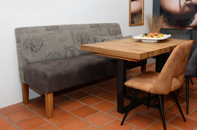 Sofa-Bank CAROLINA, 2-farbig bezogen 178 cm breit Sofa-Bank CAROLINA, 2-farbig bezogen 178 cm breit